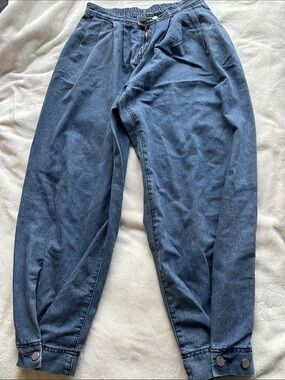 Classic Women's Blue Denim Jogger Jeans